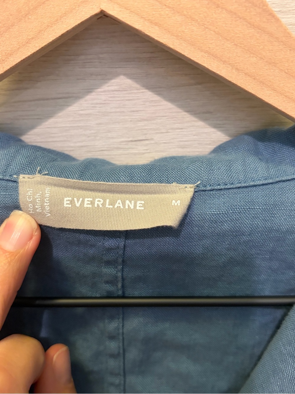 Everlane Linen Camp Shirt - Picture 3 of 5